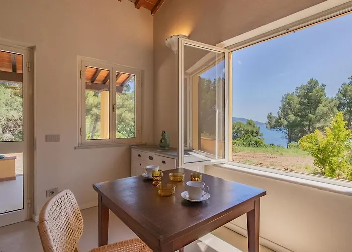 By The Sea - Grilli 3 ラコナ